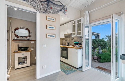 Montemarcello Apartment | Casa Fra Gli Ulivi with Pool - Acciuga, Ameglia, Italy