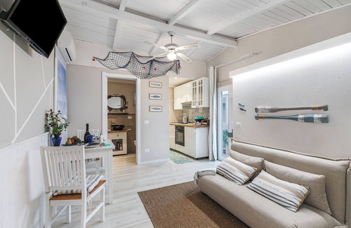 Montemarcello Apartment | Casa Fra Gli Ulivi with Pool - Acciuga, Ameglia, Italy