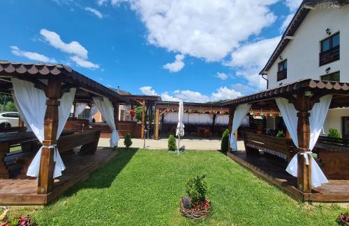 Moisei House | CASA Fratii MÂT