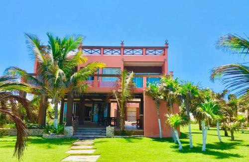 Costa Mujeres Villa | Casa frente al mar Don Cancino