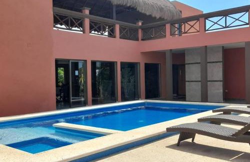 Costa Mujeres Villa | Casa frente al mar Don Cancino