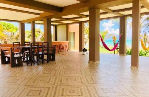Costa Mujeres Villa | Casa frente al mar Don Cancino