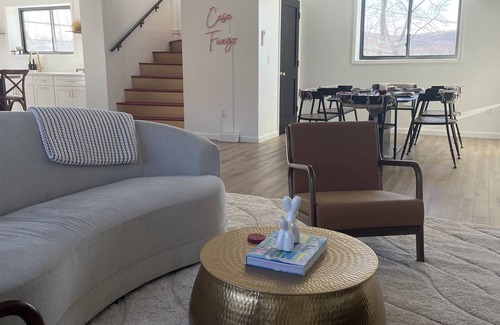 Saugerties South House | Casa Fuego Catskills - Historic Fire House