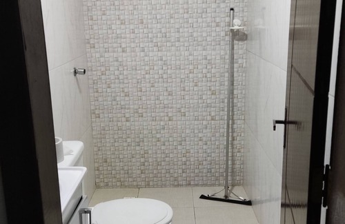 Prado House | Casa Fundo Rio com Piscina