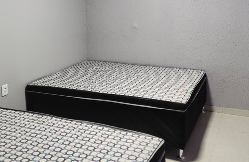 Prado House | Casa Fundo Rio com Piscina