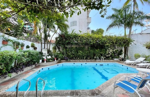 Cartagena District House | Casa Gaitán – Villa Familiar de Lujo a Pasos de la Playa