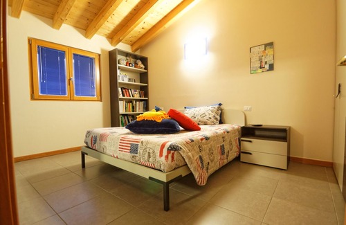Artogne Bed & Breakfast | Casa Gattone B&B a few meters from the historic center.