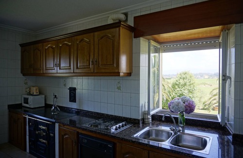 Campos y Salave Apartment | CASA GAYOL APARTMENT, NEAR THE PORCÍA BEACH