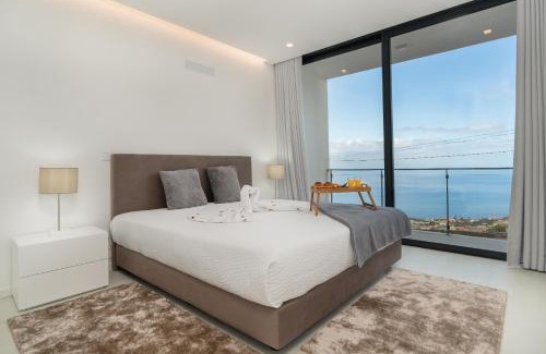 Arco da Calheta House | CASA GEORGINA