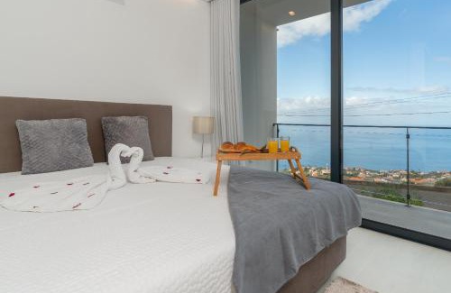 Arco da Calheta House | CASA GEORGINA