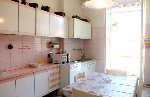 Levanto Apartment | Casa Gerry seaview 50 mt from the sea