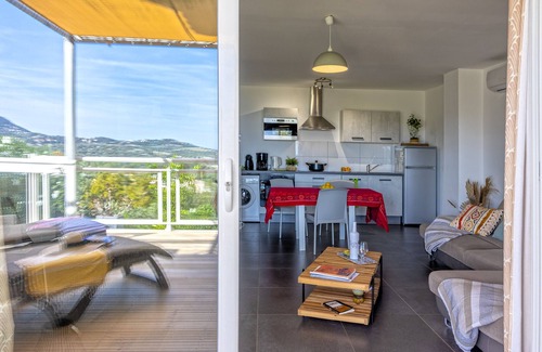 Algajola Apartment | Casa Ghju, beautiful sea and mountain view