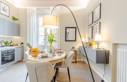 Lucca Historical Center Apartment | Casa Gina Urban Retreat