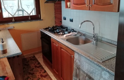 Villair-Amerique House | CASA GIO 'holiday home with private garden, barbecue for fantastic barbecues