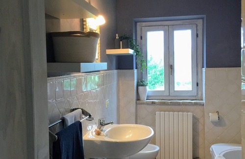 Sarnano House | Casa Giuseppe Sarnano Le Marche. Luxury home and pool in beautiful countryside.