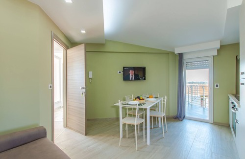 Agnone Bagni Apartment | Casa Golf a 200m From The Sea, Augusta, Italy