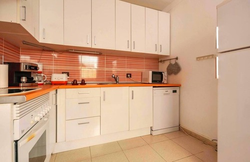 Las Rosas House | Casa Golfin - Sunny Arona Retreat with 2 Bedrooms