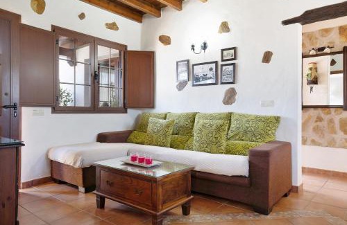 Guatiza Villa | Casa Golondrina
