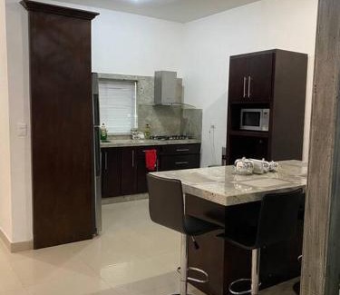 Los Mochis House | Casa Grande con Jacuzzi cerca de ctra MochisTopo