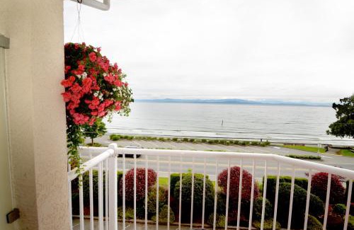 Regional District of Nanaimo Hotel | Casa Grande Inn