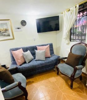 Robledo Apartment | Casa Grande y Confortable 2 habitaciones