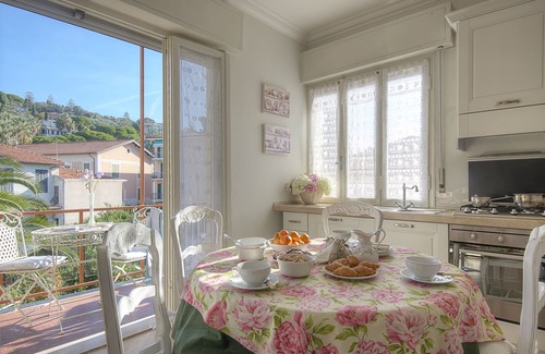 Bordighera Apartment | 'CASA GRANDIS' charm in the heart of Bordighera
