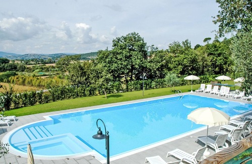 Popoltaio-Schiacciato House | Casa Graziani by Interhome