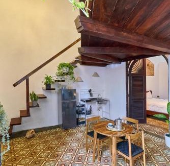 Zona Colonial Apartment | Casa Grullon Loft