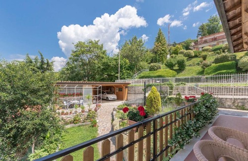 San Zeno di Montagna Apartment | Casa Heli 1 lake view