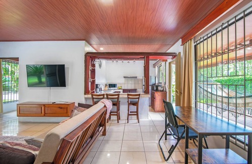 Penas Blancas House | Casa Heliconias La Fortuna
