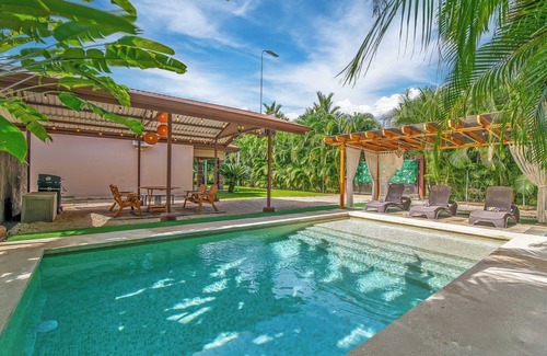 Penas Blancas House | Casa Heliconias La Fortuna