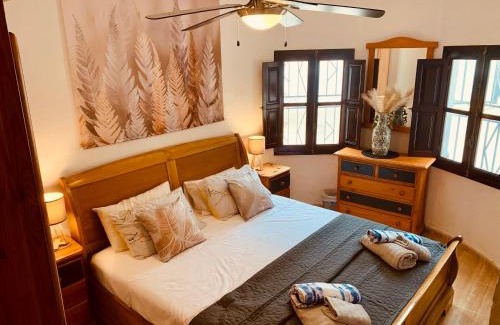 Los Banos de Fortuna House | Casa Hermosa