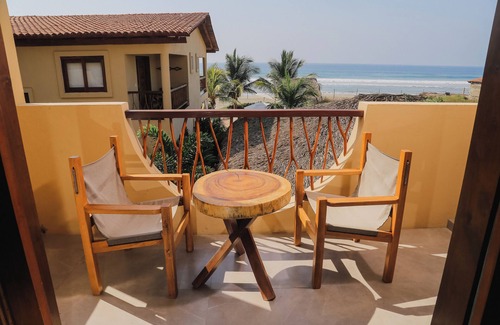 Troncones House | Casa Hermoso Cariño: Mercer Bungalow