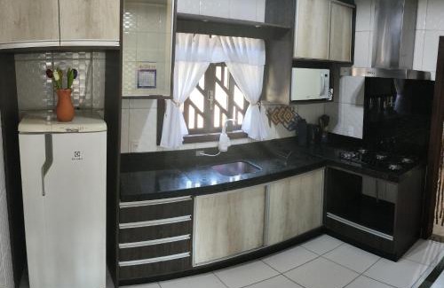 Guabiruba House | Casa Holandesa