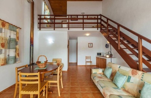 Mosteiros House | Casa Hortência - Azorean Butler