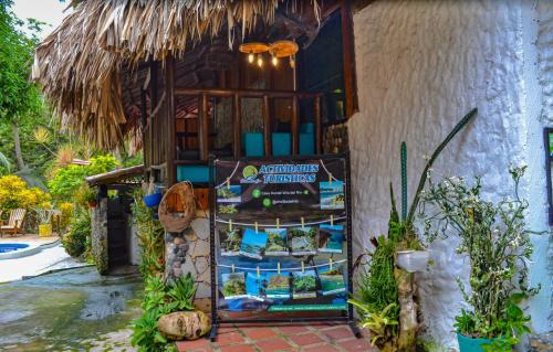 Canaveral House | Casa Hostal Villa Del Rio