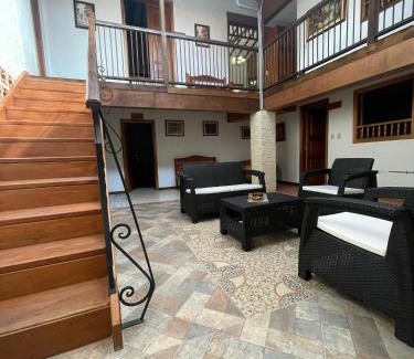 Ciudad Bolivar House | Casa Hotel Don Efra