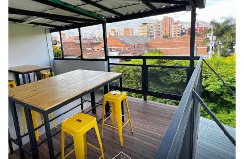 Laureles - Estadio Apartment | Casa hotel Los Laureles