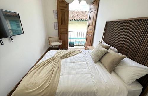 Luna Park Hotel | Casa Hotel Real