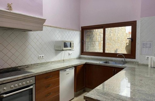 Chella Cottage | Casa Ideal Para Familias, Amigos, Celebraciones. Estupenda Ubicación y Zona