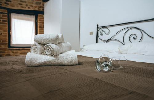 Amandola House | Casa - Il Gioiello - con Jacuzzi e Sauna