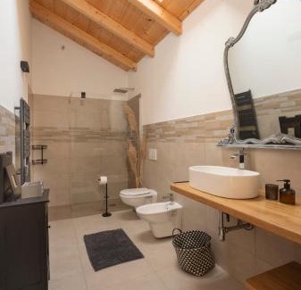 Alzate House | Casa il Grappolo