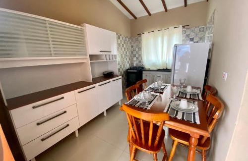 Bexiga House | Casa ilha de sol com garagem