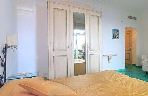 Nocelle House | Casa Ilnira E, fully refundable with voucher*: A bright and elegant apartment in a quiet position, located on a hillside above the sea, with Free WI-FI.