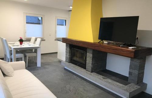 Cavergno Apartment | Casa in Selva
