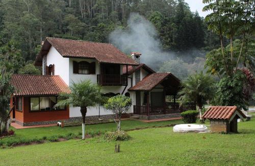 Nova Friburgo House | Casa Incrível em Nova Friburgo - Espaço Humedica