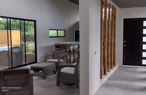 Ricaurte House | Casa Indica. Nature and relaxation at your fingertips.