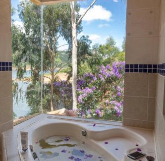 Natividade da Serra House | Casa INTI Refugio Romantico Pague duas noites minimo e a terceira e brinde, menos feriados