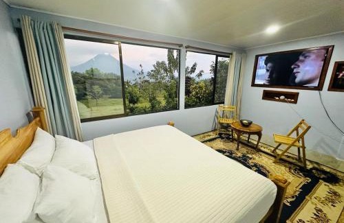 Monterrey House | Casa Isla del Arenal