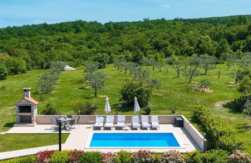 Salakovci Villa | Casa Ivanovac with pool and large front yard